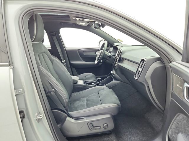 Certified 2024 Volvo XC40 Recharge Ultimate w/ Protection Package Premier image 27