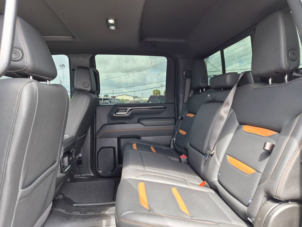 Used 2026 GMC Sierra 2500 AT4 w/ AT4 Premium Plus Package AWD/4WD image 35