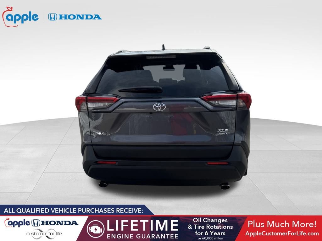 Used 2019 Toyota RAV4 XLE w/ All Weather Liner Package image 7