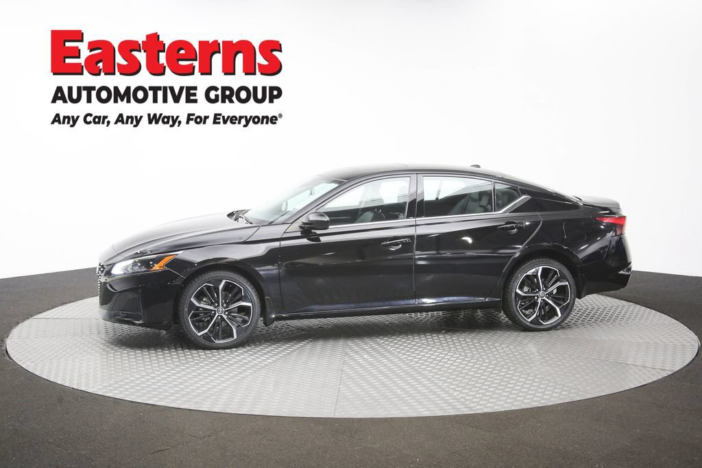 Used 2023 Nissan Altima 2.5 SR w/ SR Premium Package AWD/4WD image 59