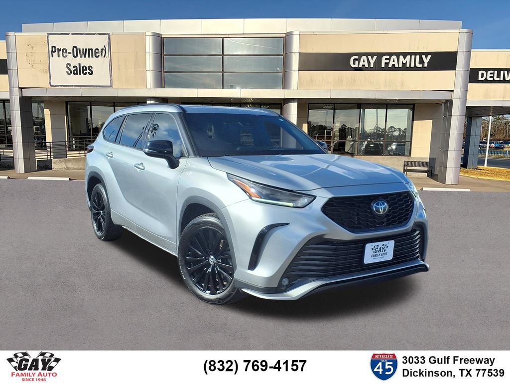 Used 2024 Toyota Highlander XSE