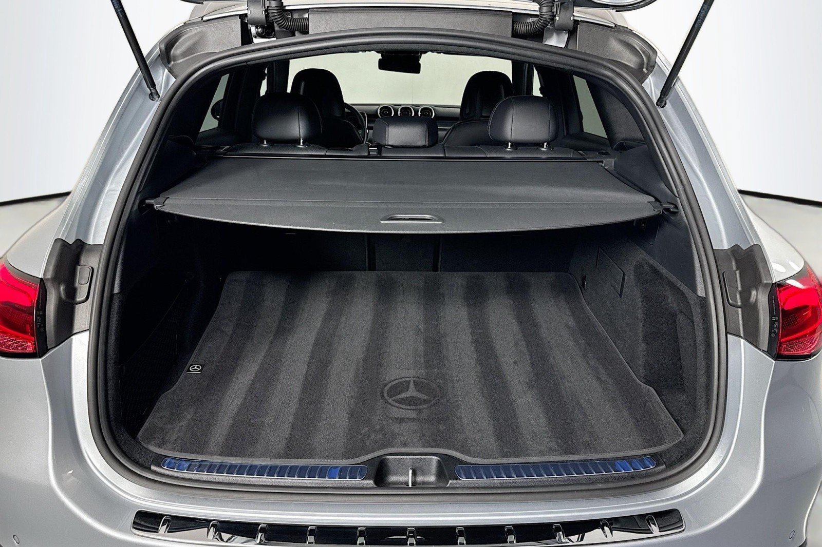 Certified 2026 Mercedes-Benz GLC 300 image 23
