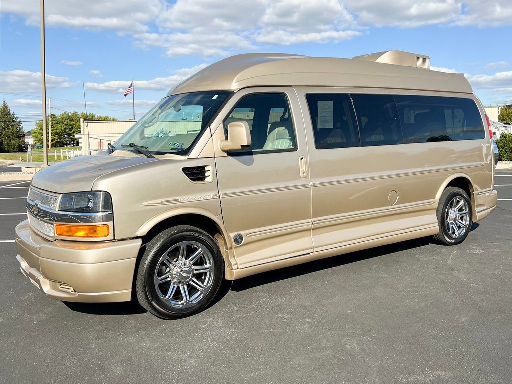 Used 2013 Chevrolet Express 2500 Extended image 11