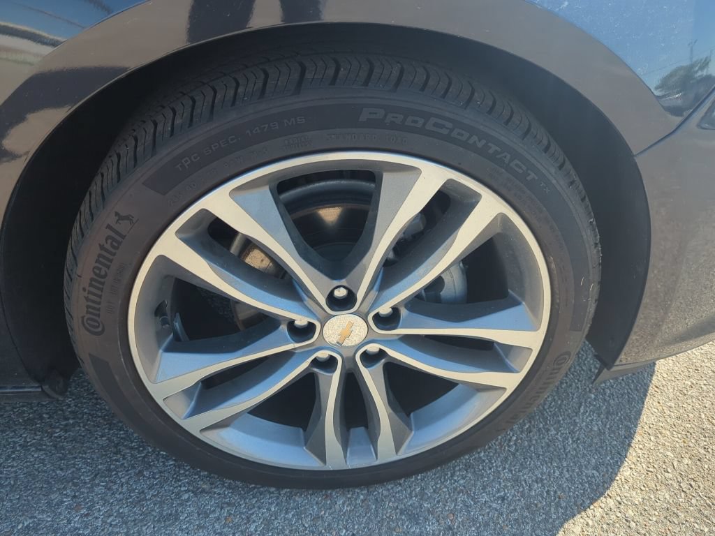 Used 2023 Chevrolet Malibu LT w/ LPO, Floor Liner Package FWD image 8