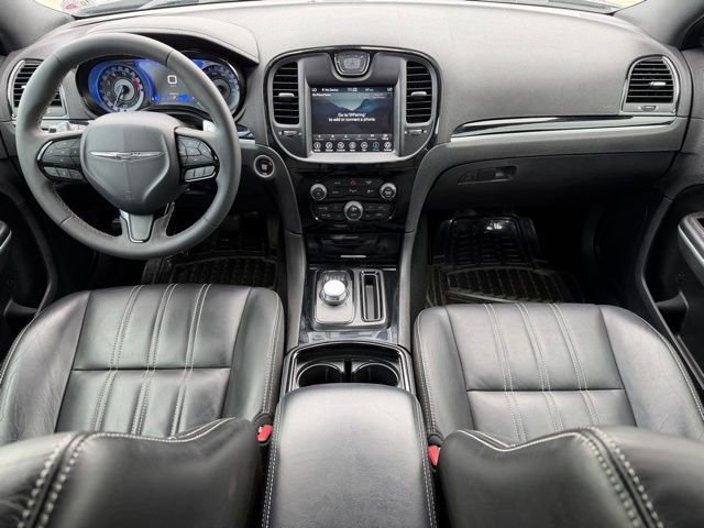 Used 2022 Chrysler 300 S image 15