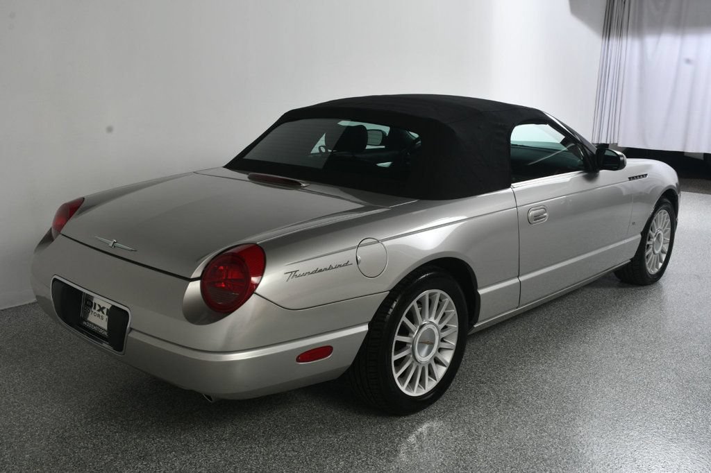 Used 2004 Ford Thunderbird RWD image 24
