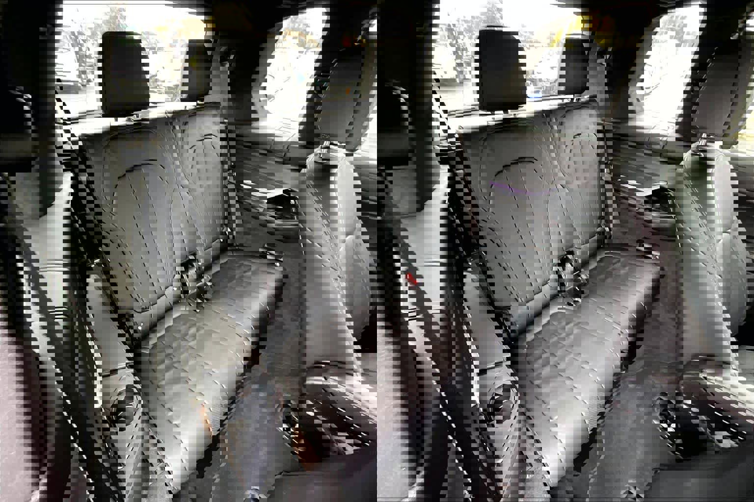 Used 2022 BMW X7 xDrive40i w/ M Sport Package image 29