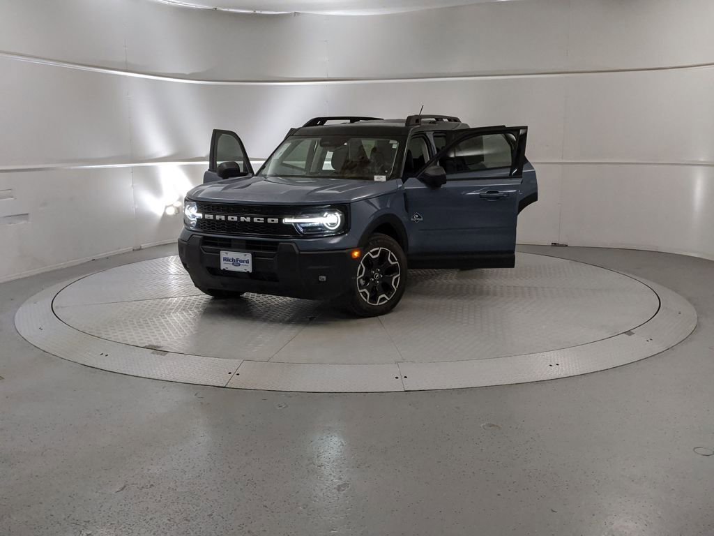 New 2025 Ford Bronco Sport Outer Banks w/ Outer Banks Tech Package+ image 12