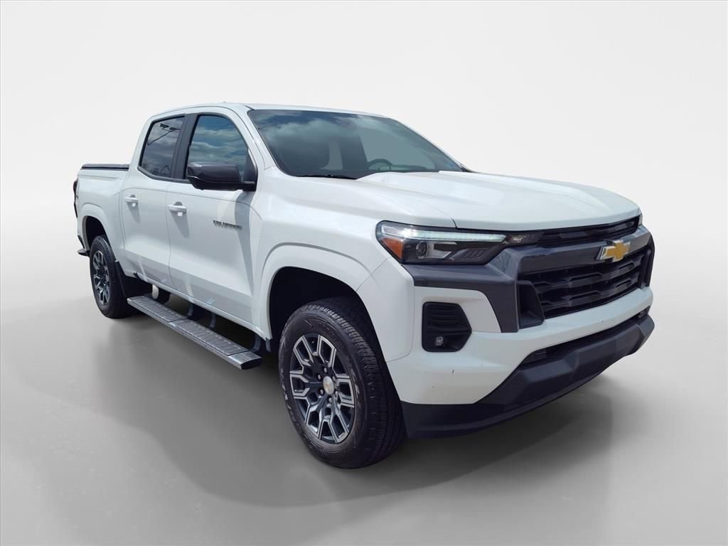 Used 2023 Chevrolet Colorado LT w/ LT Convenience Package III AWD/4WD image 7