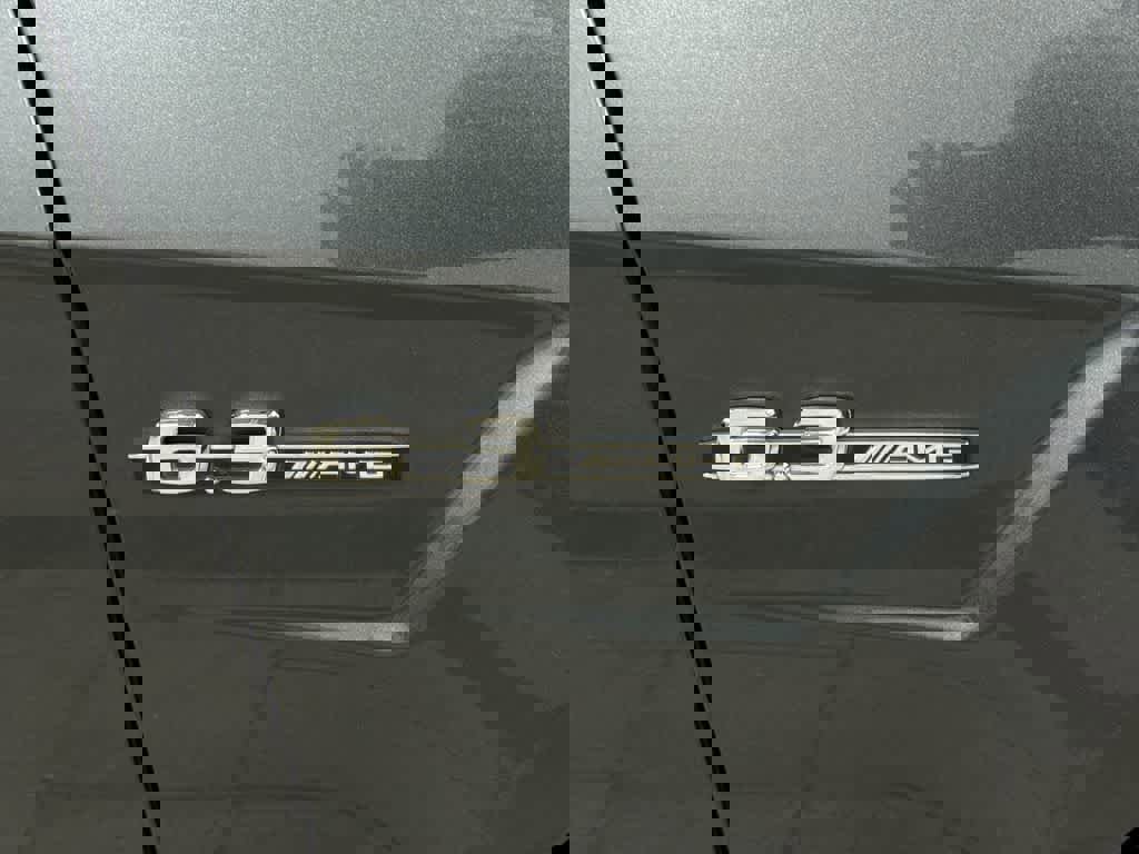 Used 2010 Mercedes-Benz E 63 AMG Sedan image 28