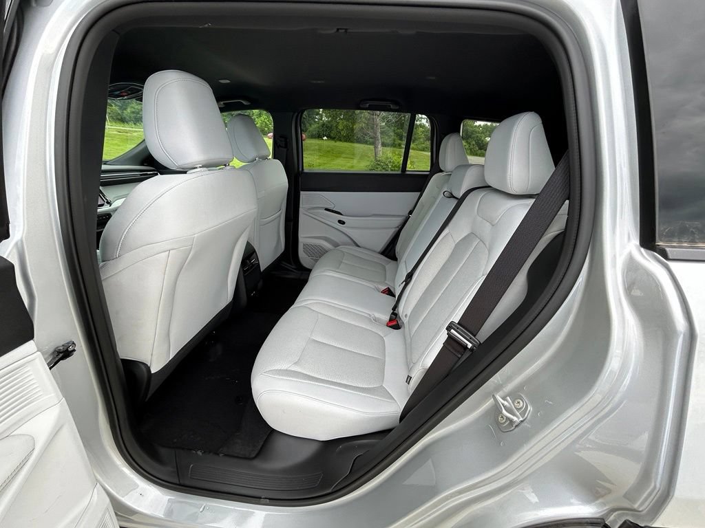 New 2026 Jeep Cherokee Limited AWD/4WD image 43