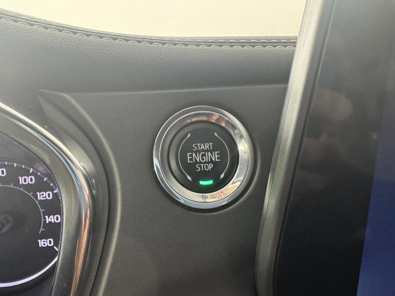 Used 2024 Chevrolet Blazer LT FWD image 22