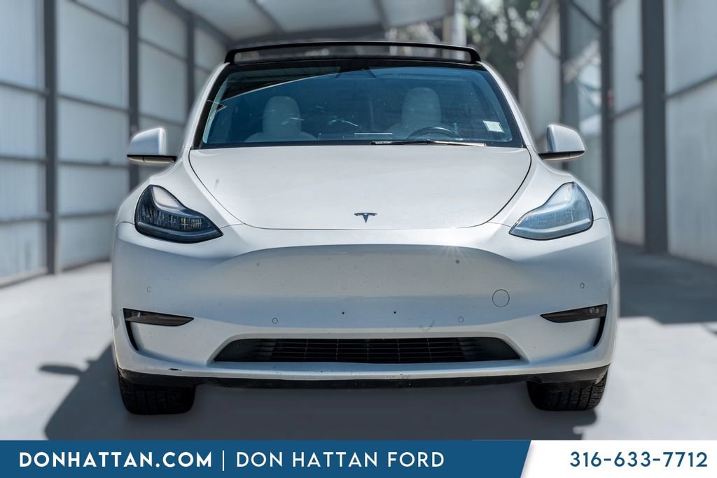 Used 2021 Tesla Model Y Long Range AWD/4WD image 32