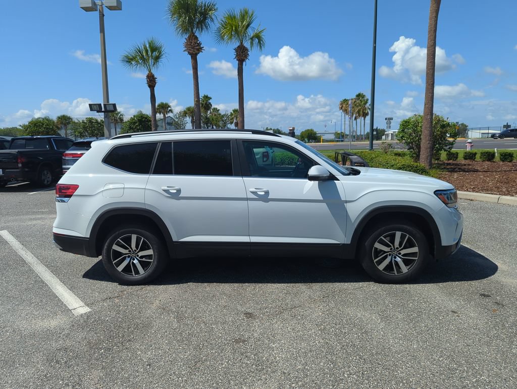 Used 2022 Volkswagen Atlas SE AWD/4WD image 3