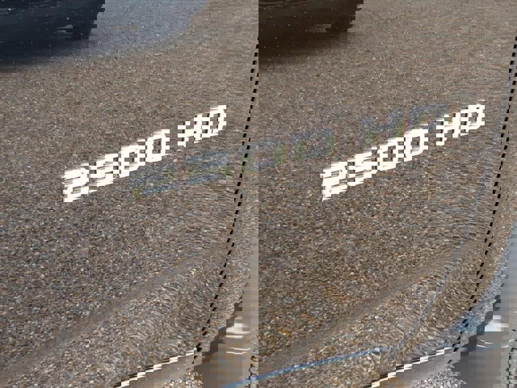 New 2026 Chevrolet Silverado 2500 LT image 10