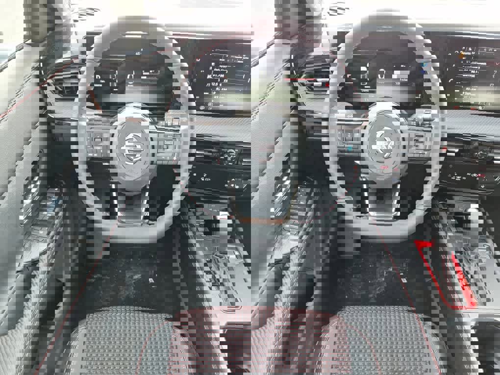 New 2026 Nissan Kicks SR w/ Cold Weather Package AWD/4WD image 7