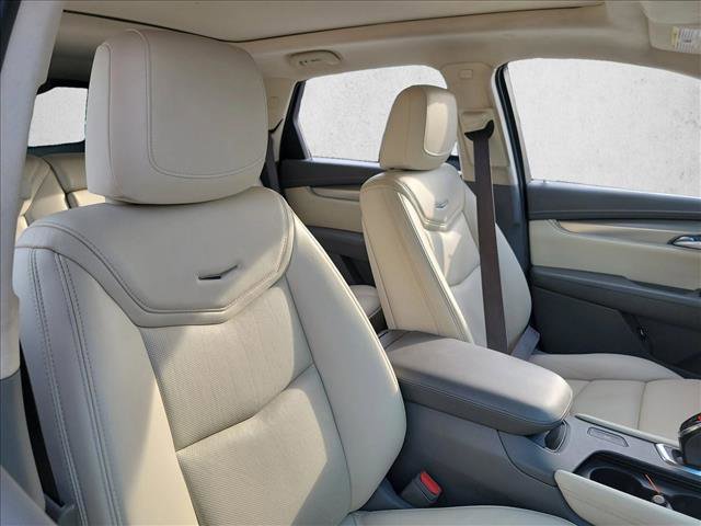 Used 2019 Cadillac XT5 Luxury FWD image 12