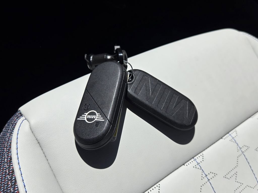 Used 2025 MINI Cooper Countryman S image 19