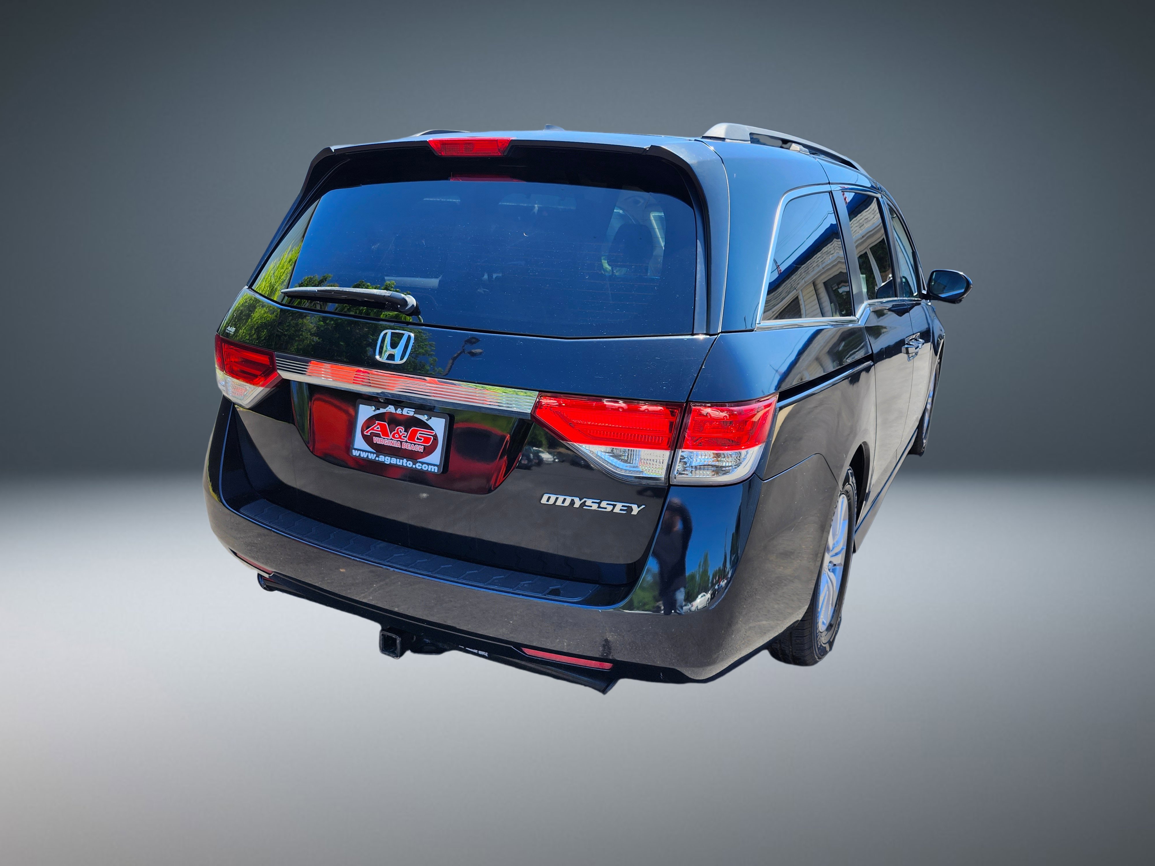 Used 2017 Honda Odyssey EX-L image 3