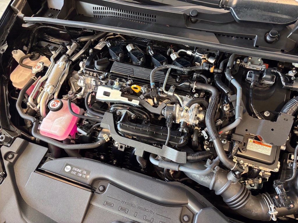 Used 2024 Toyota Prius Prime FWD image 38