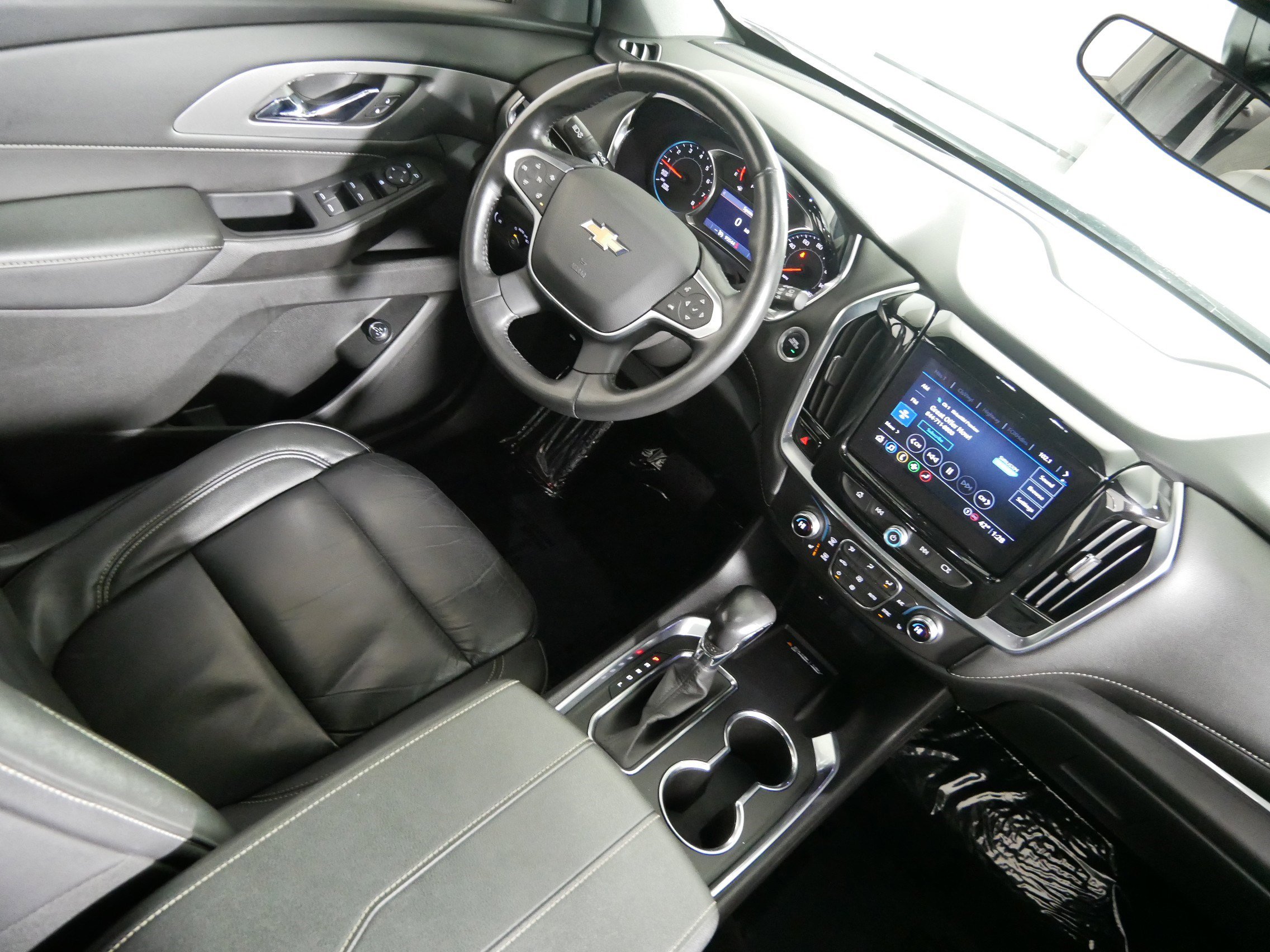 Certified 2022 Chevrolet Traverse LT image 9