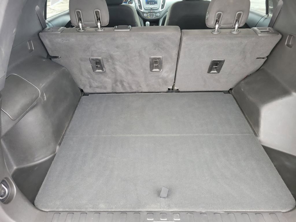 Used 2020 Chevrolet Equinox LT w/ Driver Convenience Package image 29
