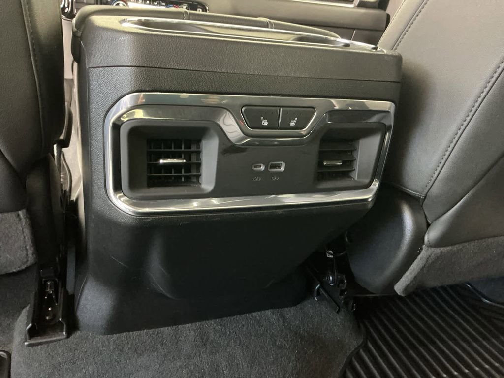 Used 2024 Chevrolet Silverado 2500 LTZ w/ LTZ Convenience Package image 19