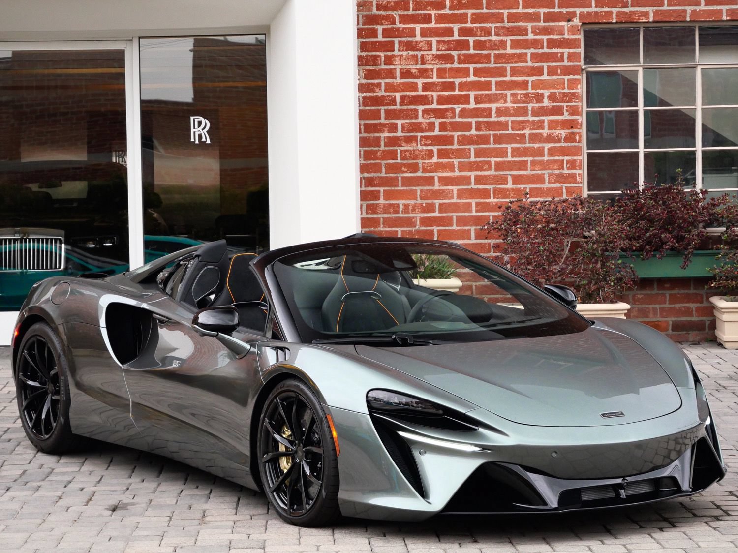 New 2026 McLaren Artura Spider