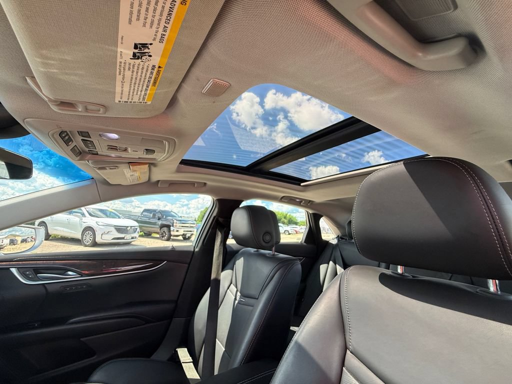Used 2014 Cadillac XTS Luxury FWD image 38