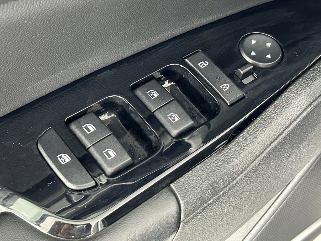 Used 2024 Kia Sportage EX image 34