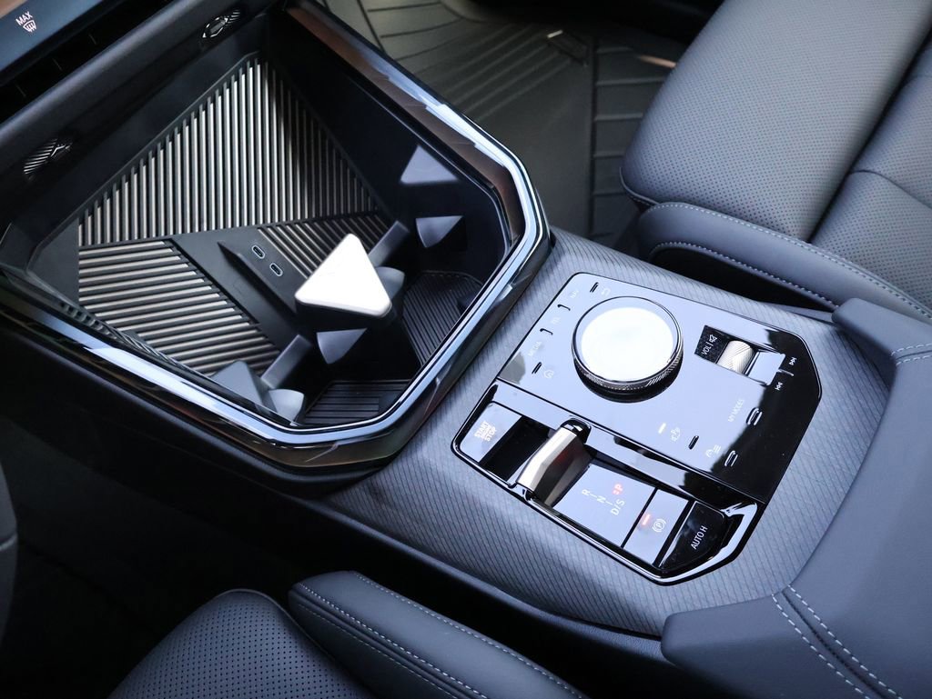 New 2025 BMW X3 xDrive30i w/ Premium Package image 31