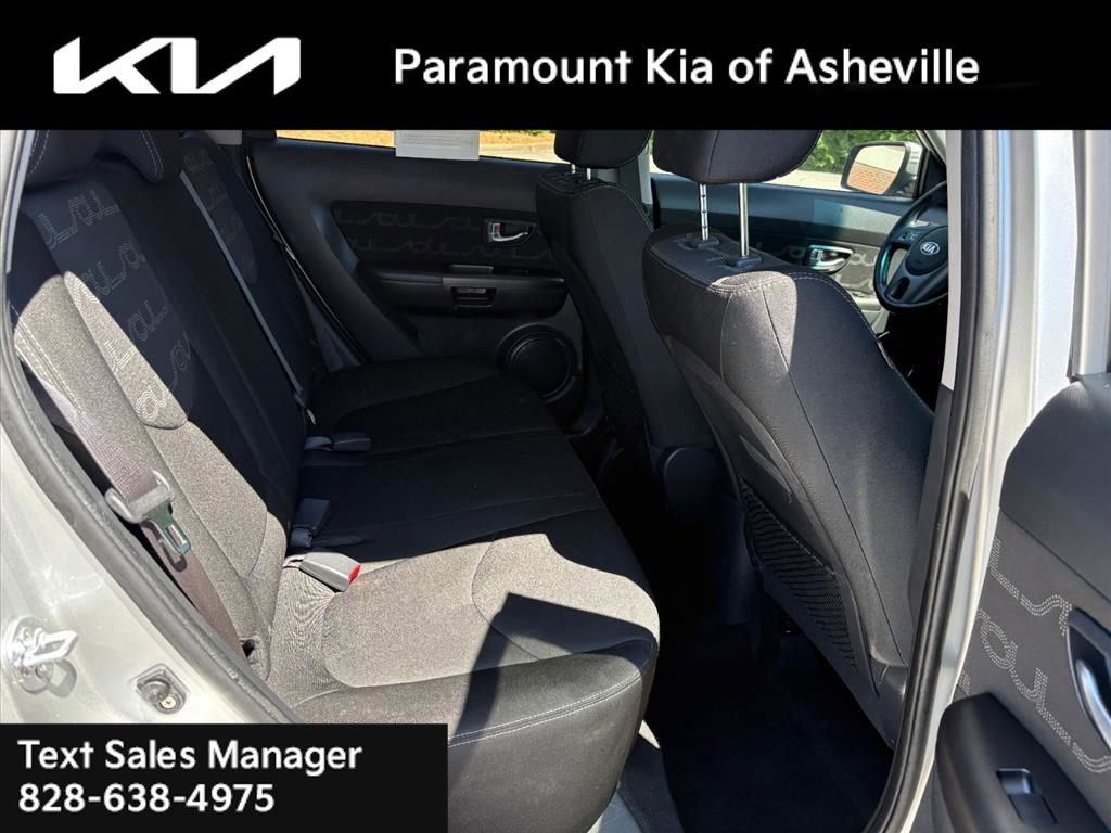 Used 2013 Kia Soul + FWD image 18