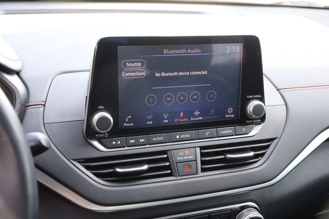 Used 2021 Nissan Altima 2.5 SR w/ SR Premium Package FWD image 16