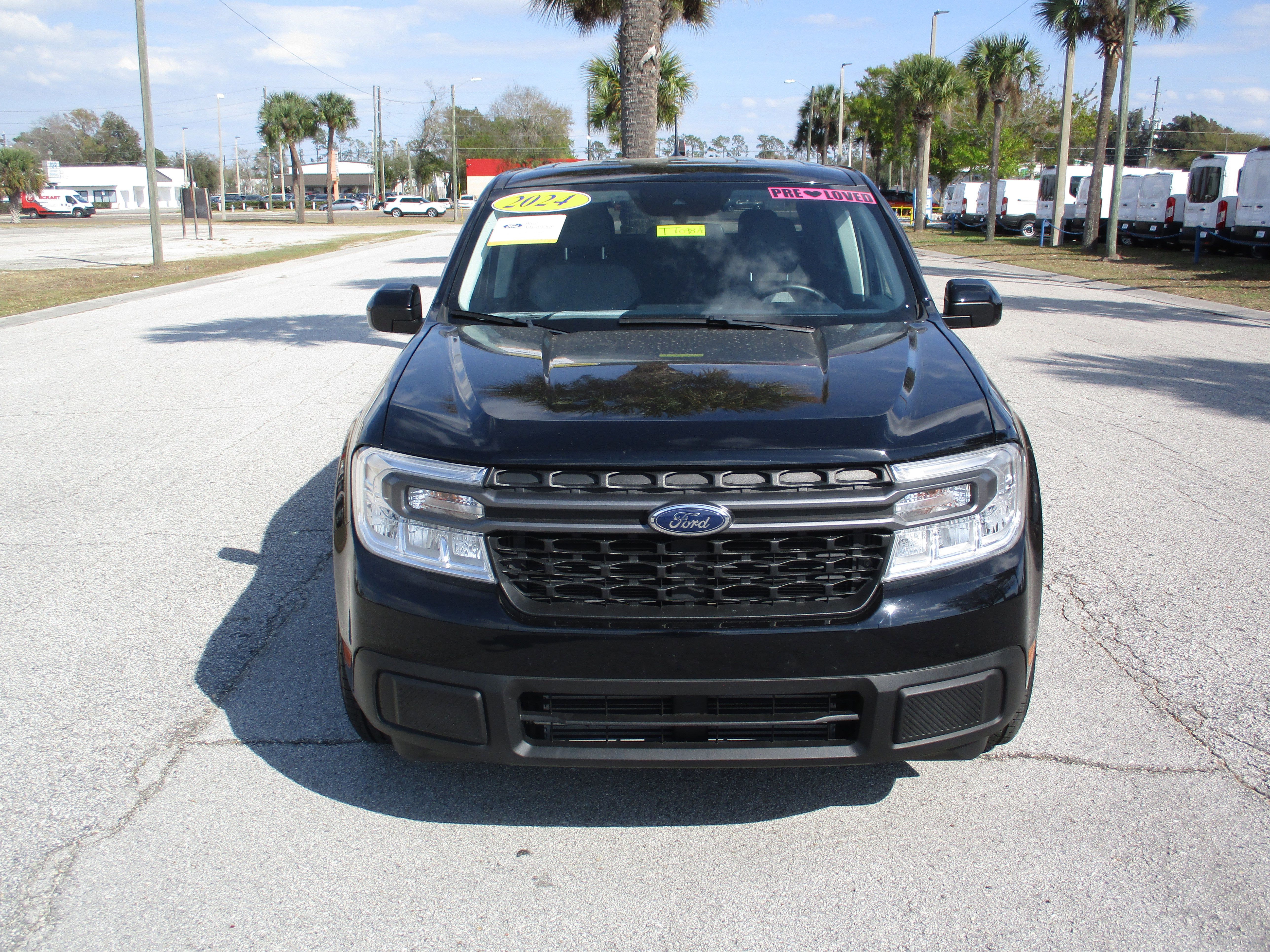 Certified 2024 Ford Maverick XLT w/ XLT Luxury Package image 2
