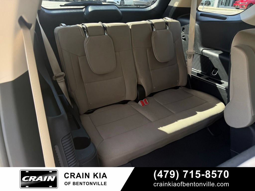 Used 2023 Ford Explorer XLT RWD image 32