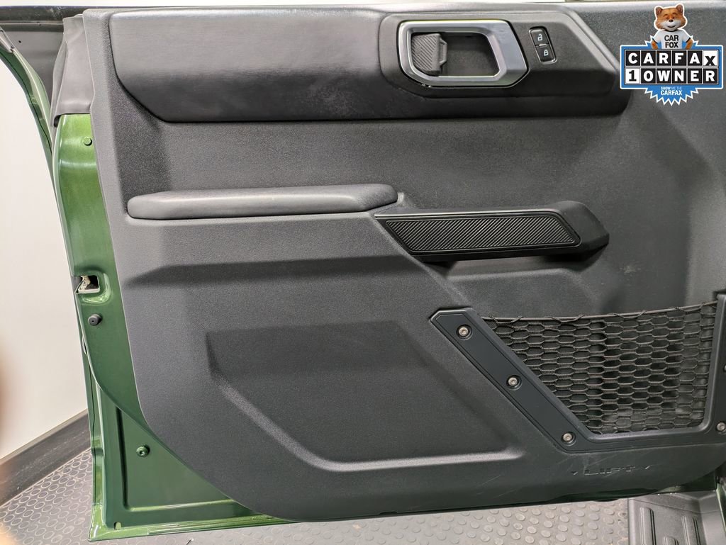 Used 2025 Ford Bronco Outer Banks AWD/4WD image 8
