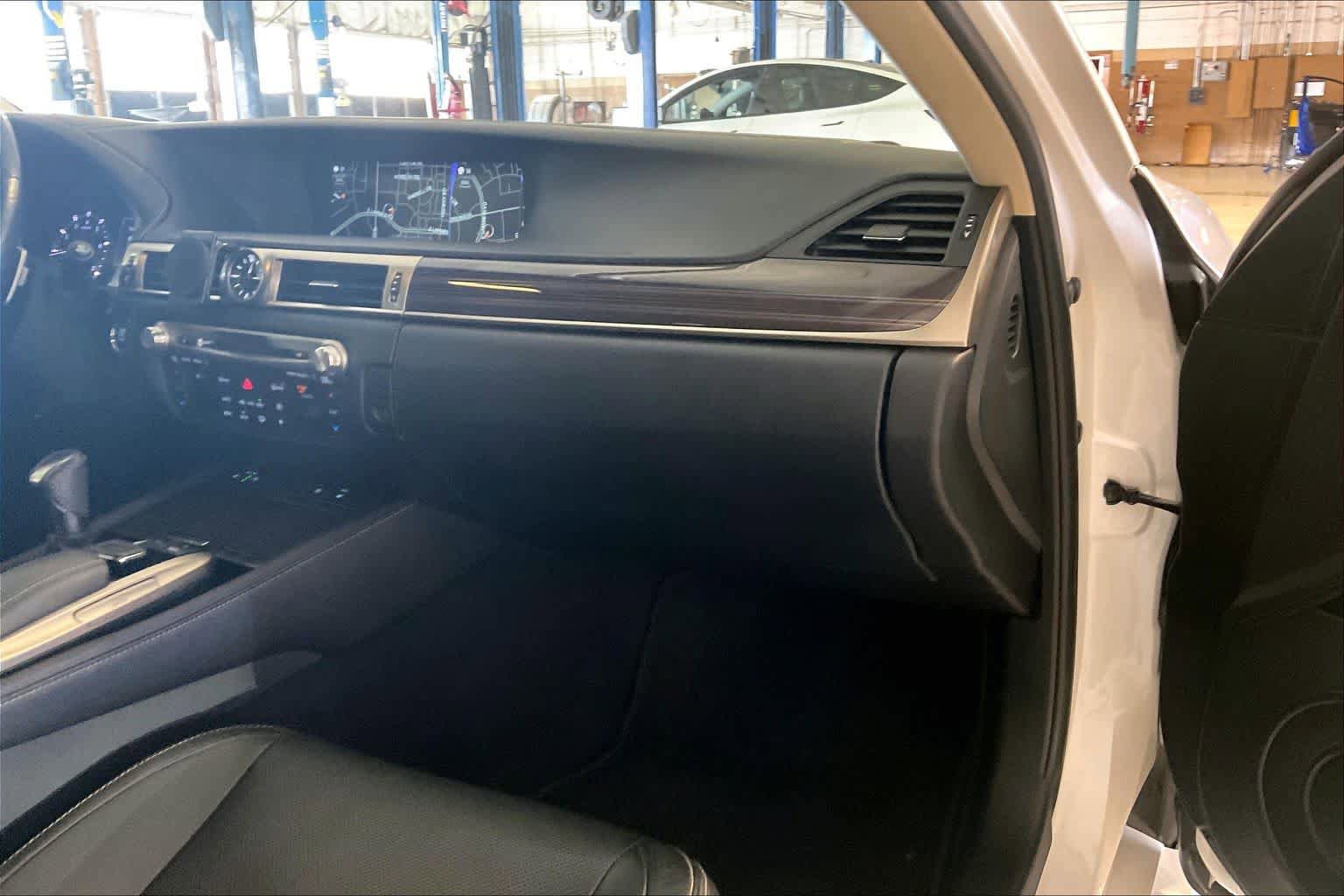 Used 2016 Lexus GS 350 AWD image 16