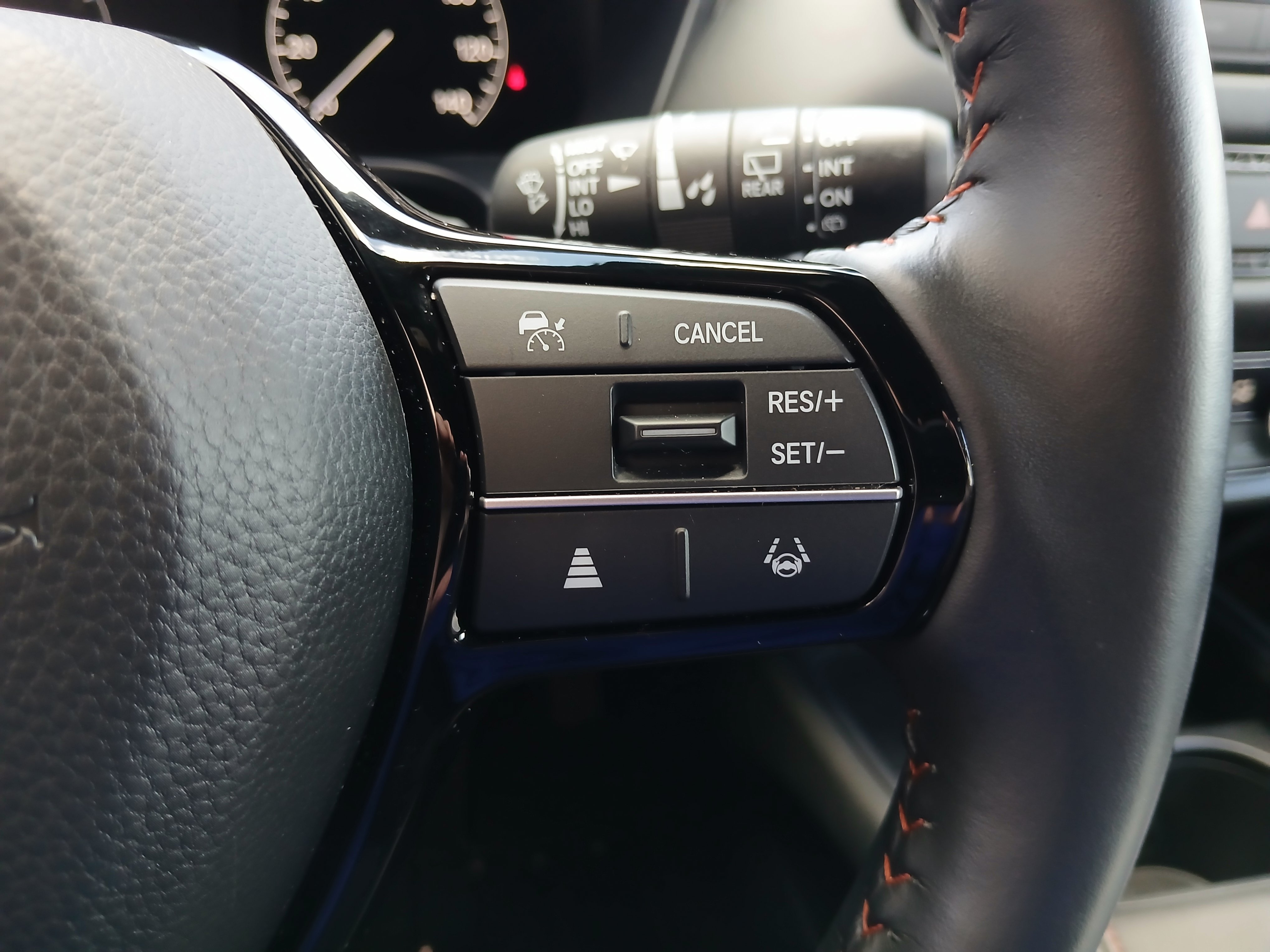 Used 2023 Honda HR-V Sport image 12