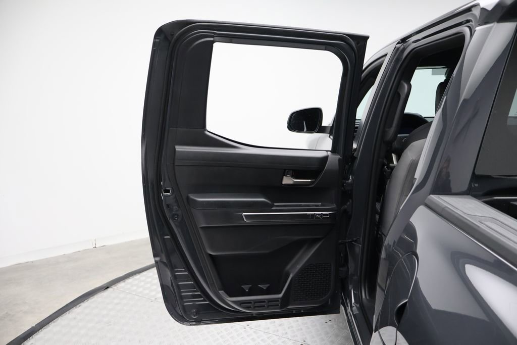 Certified 2025 Toyota Tacoma TRD Off-Road image 21
