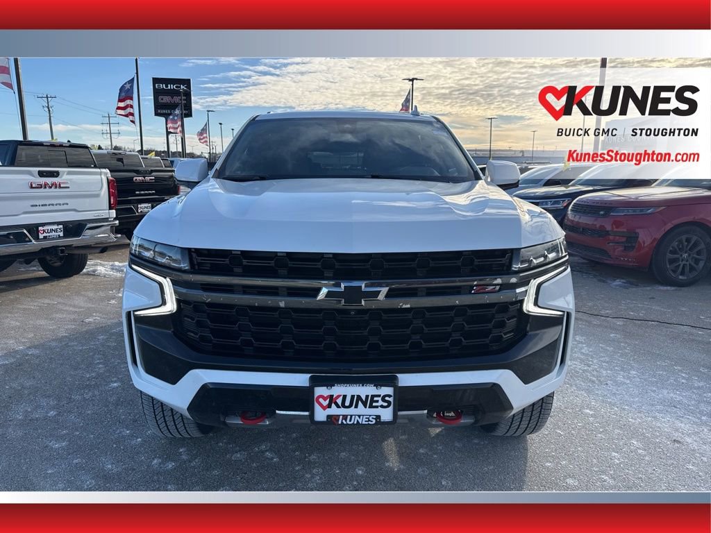Used 2022 Chevrolet Tahoe Z71 w/ Luxury Package image 3