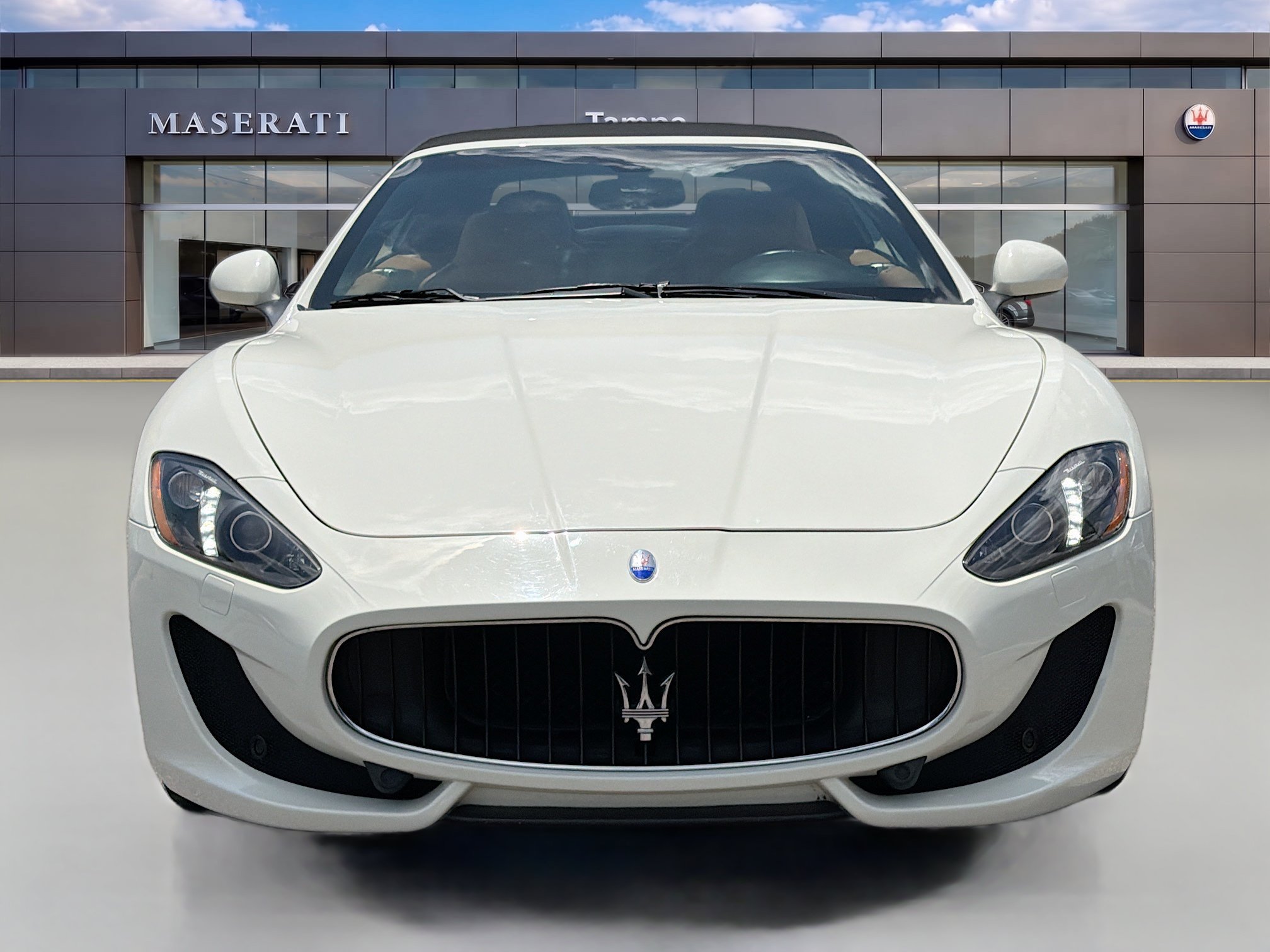 Used 2016 Maserati GranTurismo MC RWD image 8