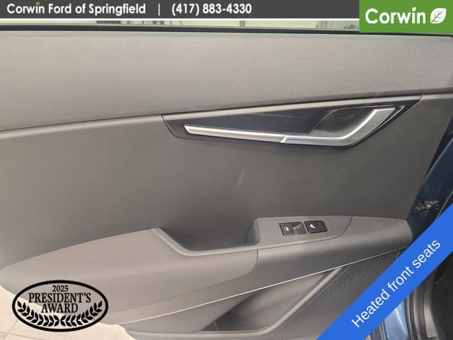 Used 2023 Kia Niro EX w/ EX Cold Weather Package FWD image 17