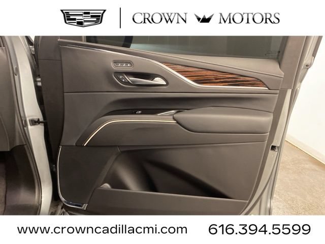 Certified 2024 Cadillac Escalade Premium Luxury AWD/4WD image 27