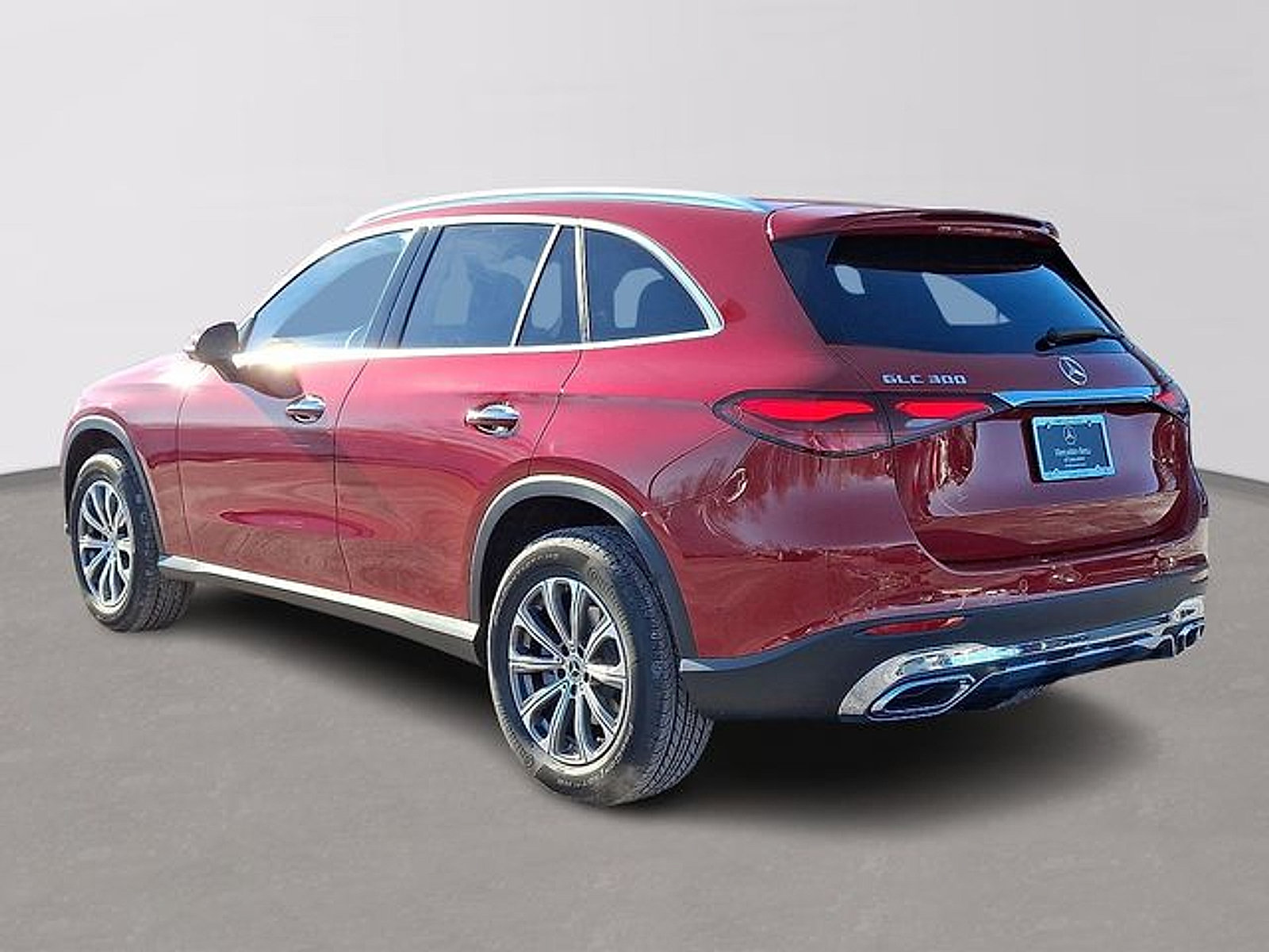 Used 2026 Mercedes-Benz GLC 300 4MATIC image 6