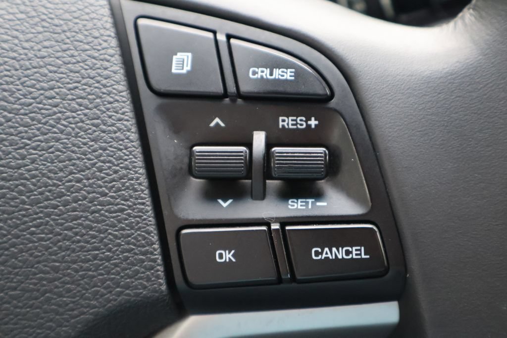 Used 2018 Hyundai Tucson Sport w/ Cargo Package FWD image 7