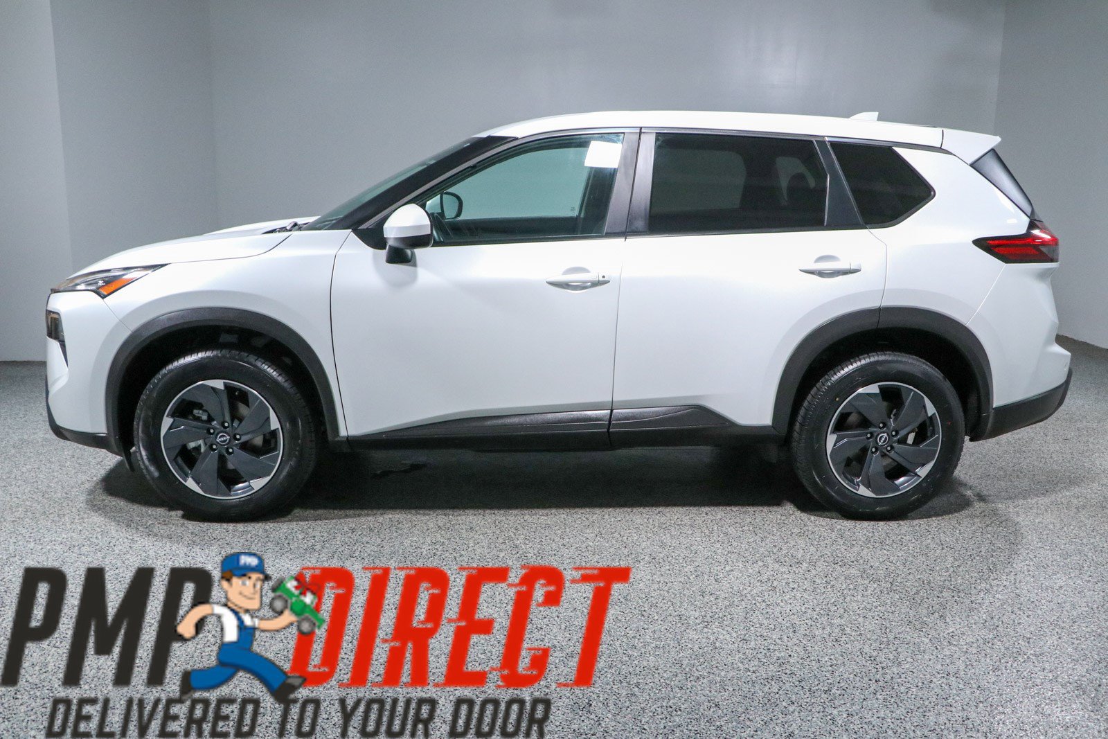 Used 2024 Nissan Rogue SV FWD image 10
