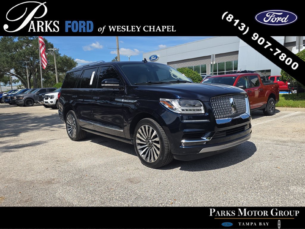 Used 2021 Lincoln Navigator Reserve w/ Luxury Package RWD image 1