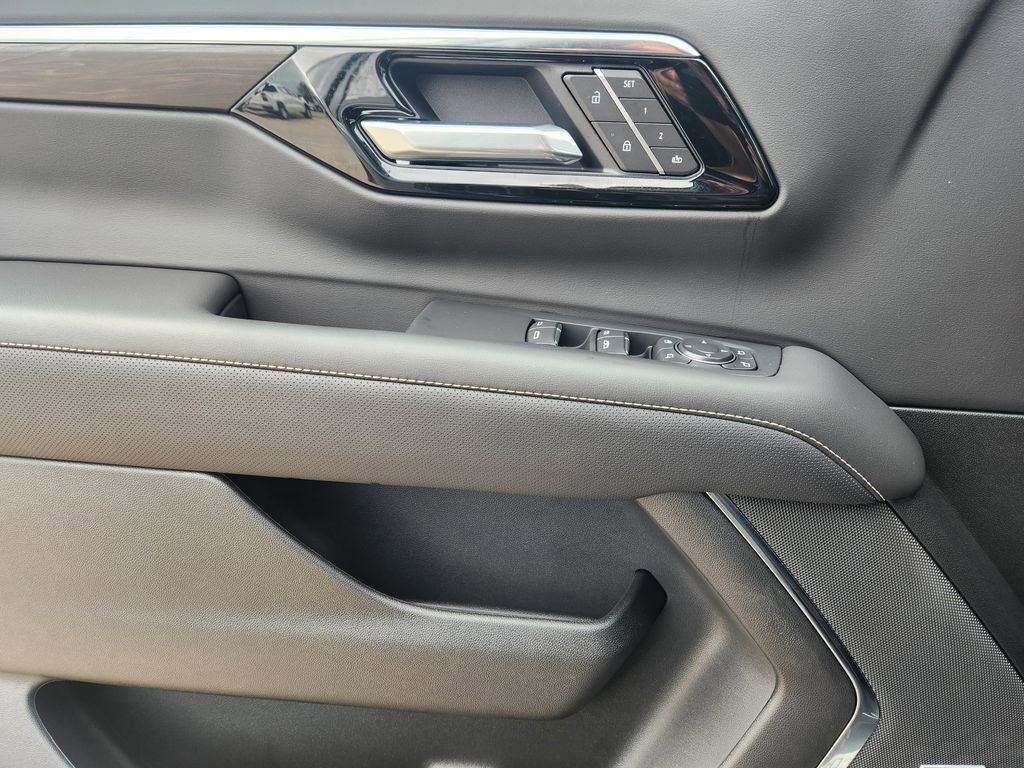 New 2026 Chevrolet Tahoe Premier w/ Sun And Tow Package image 17