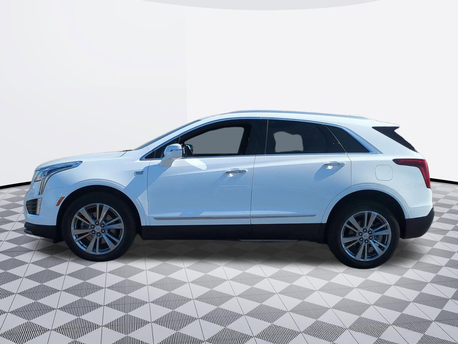 Certified 2024 Cadillac XT5 Premium Luxury image 4