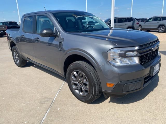 Used 2024 Ford Maverick XLT image 3